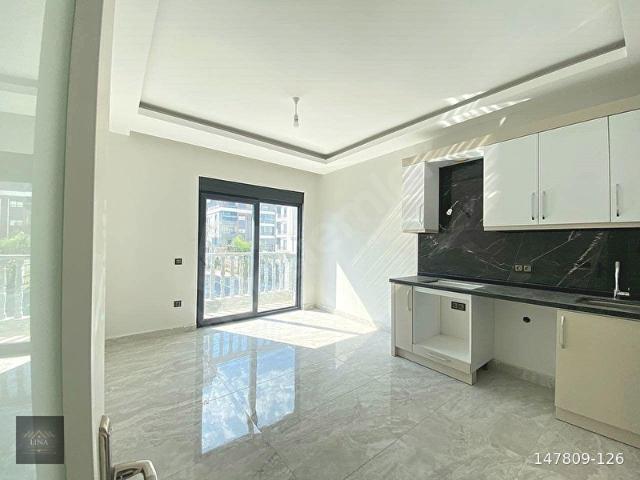 ALANYA OBA'DA 2+1 AYRI MUTFAKLI BAHÇE DUBLEKSİ SATILIK DAİRE