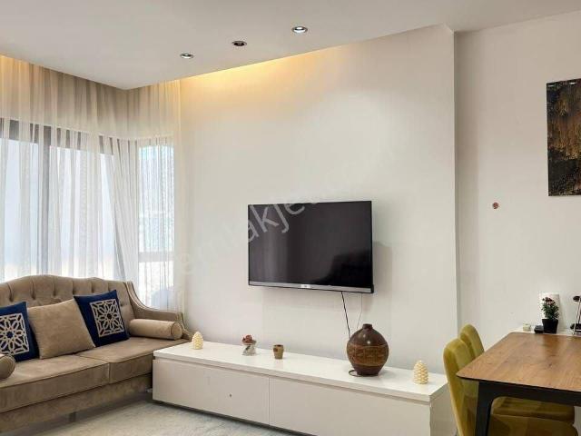Alanya Obada Denize 50 M Eşyalı 1+1 Satılık Daire