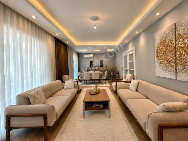 Alanya Obada Full Komplekste Lüks Dizayn 3+1 Satılık Pent House