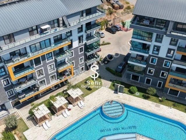Alanya Oba'da Lüks Site İçerisinde Satılık 1+1 Eşyalı Daire