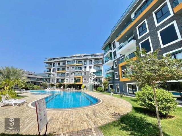 Alanya Oba'da Lüks Site İçerisinde Satılık 1+1 Eşyalı Daire