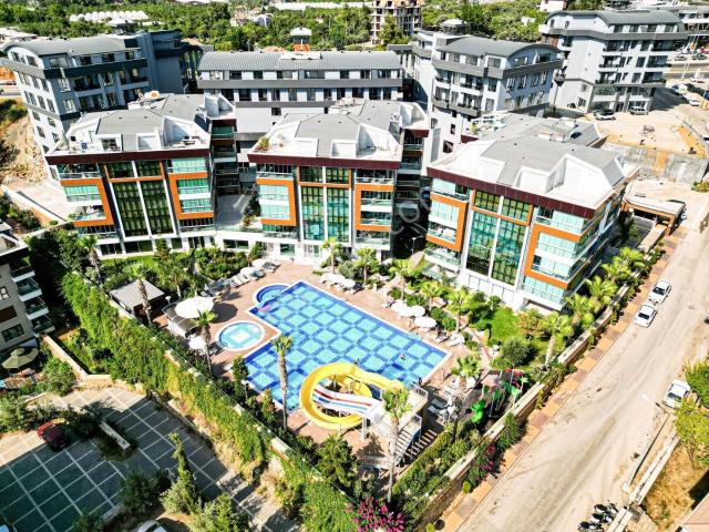 Alanya Oba'da Sosyal Olanakları Zengin Sitede,2+1 Satılık Daire