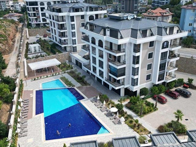 ALANYA OBADA SATILIK 2+1 EŞYALI LÜX SİTE KALE MANZARALI DAİRE