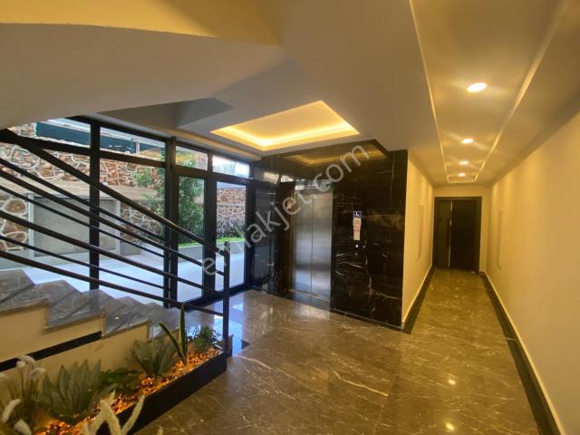 Alanya Oba'da Site İçerisinde Satılık 3+2 Dubleks Daire