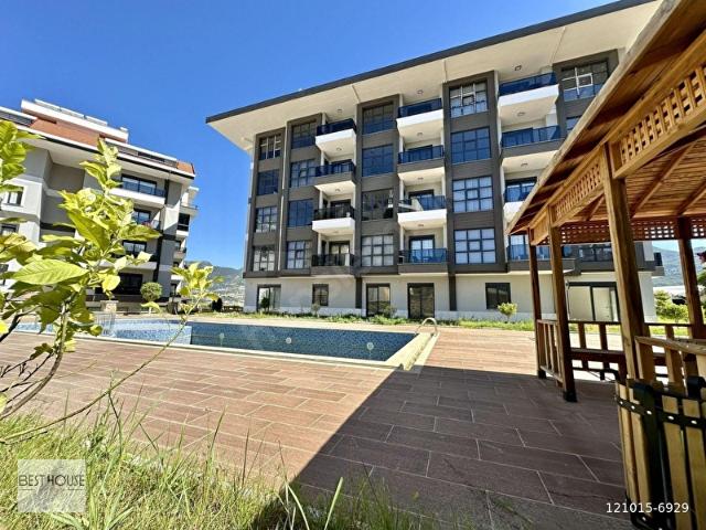 ALANYA OBADA SİTE İÇERİSİNDE MOBİLYALI 1+1 SATILIK DAİRE