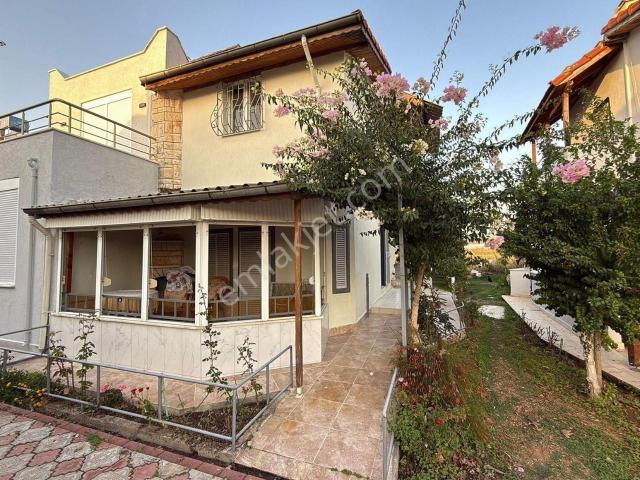 Alanya Okurcalar Mah.denize 400 Mt.satılık 2+1 Villa