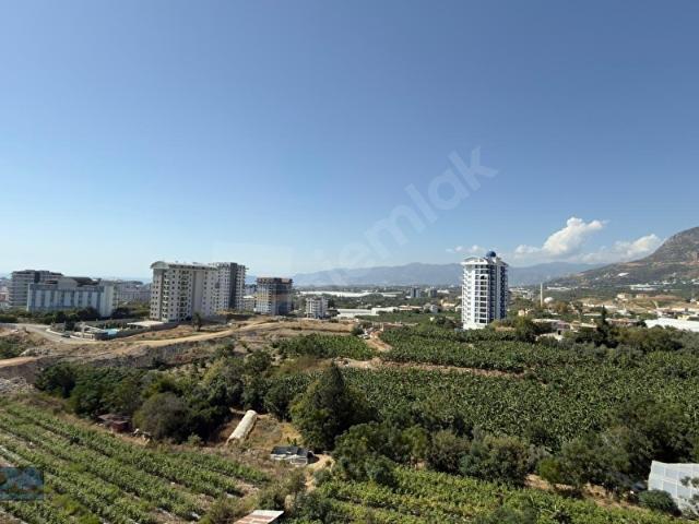 ALANYA MAHMUTLAR MH.DENİZE 2KM MESAFEDE HAVUZLU SATILIK 1+1DAİRE