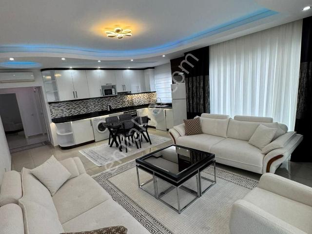 Alanya Mahmutlar’da Denize 350 M – Full Aktiviteli Sitede Lüks 2+1 Daire