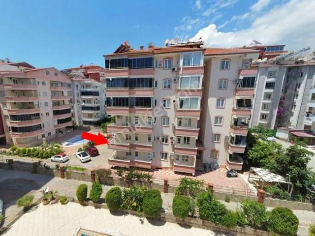 Alanya / Mahmutlar Denize Sıfır Satılık 3+1 Fırsat Daire