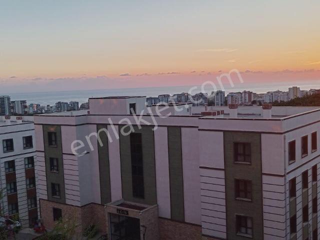 Alanya Mahmutlar Toki Konutlarında Satılık 3+1 120m² Deniz Manzaralı Eşyasız Daire