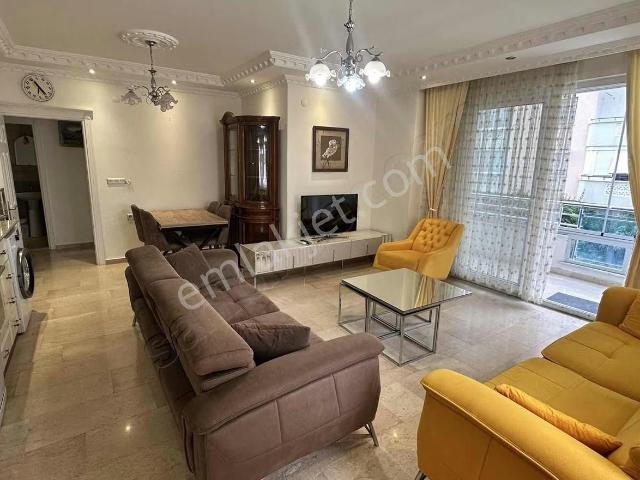 Alanya Mahmutlar'da 2+1 Kiralık Eşyalı Daire