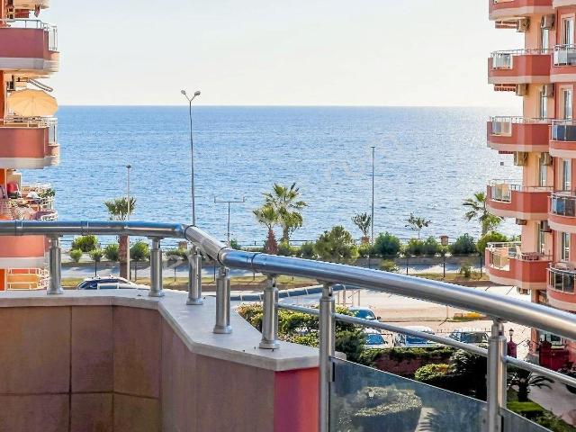 Alanya Mahmutlar'da Deniz Manzaralı Full Eşyalı 2+1 Satılık Daire