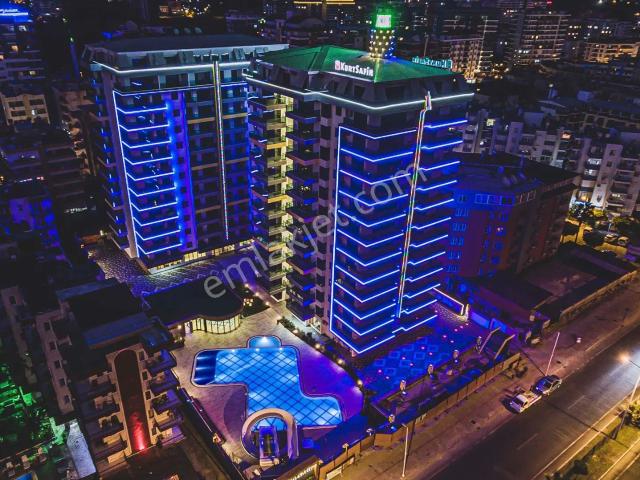 Alanya Mahmutlar'da Denize Sıfır Deniz Manzaralı Satılık Eşyalı 1+1 Daire