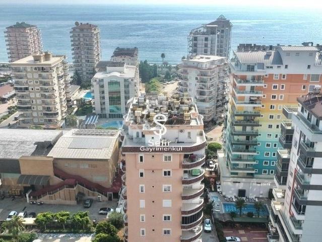 Alanya Mahmutlar'da Denize Yakın Manzaralı 2+1 Satılık Daire