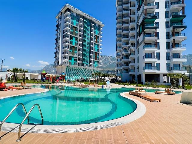 Alanya Mahmutlarda Kapalı Havuzlu Deniz Manzaralı Daire | Tekce