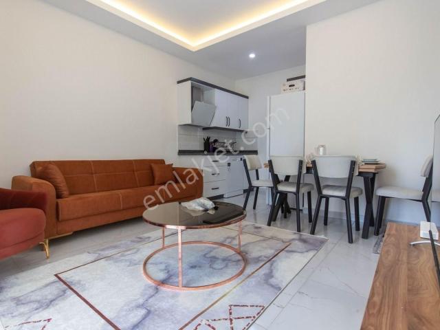 Alanya Mahmutlarda Muhteşem Kompleksli Sitede Lüks Eşyalı 1+1 Satılık Daire