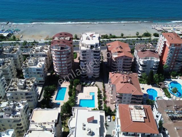 Alanya Mahmutlar'da Satılık Site İçi 2+1 Eşyalı Denize Sıfır Daire