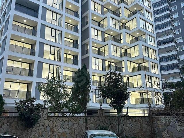 ALANYA MAHMUTLARDA SIFIR BİNADA LÜKS 2+1 SATILIK DAIRE