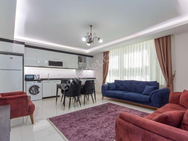 Alanya Mahmutlarda Ultra Lüks Eşyalı Merkezi Konumda 2+1 Daire