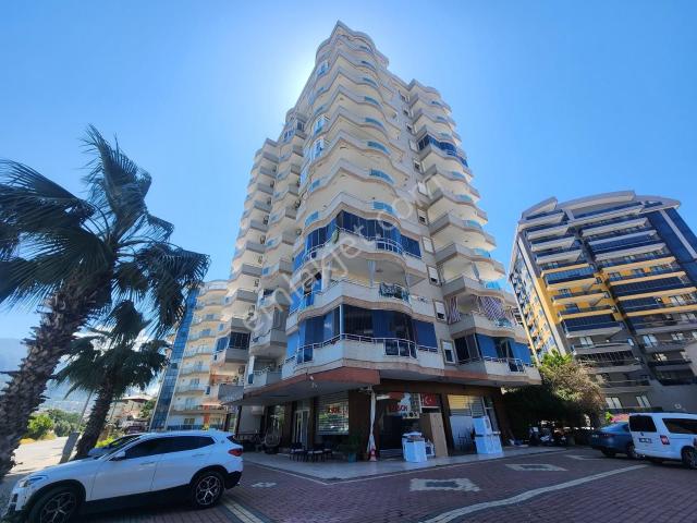 Alanya Mahmutlarda Vatandaşlığa Uygun 240 M2 Dublex Daire
