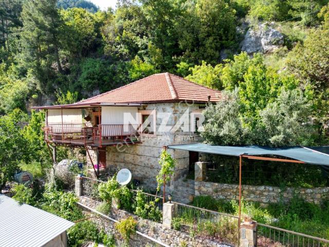 Alanya Mahmutseydi’de 841 M² Satılık Tarla Ve 1+1 Eşyalı Ev