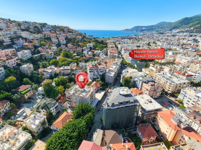 Alanya Merkez Çarşı Mahallesinde Satılık 2+1 Yatırımlık Daire