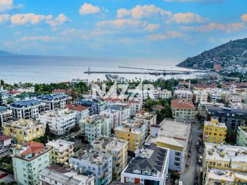 Alanya Şekerhane Merkez'de Cuma Pazarın'da Satılık 2+1 Daire