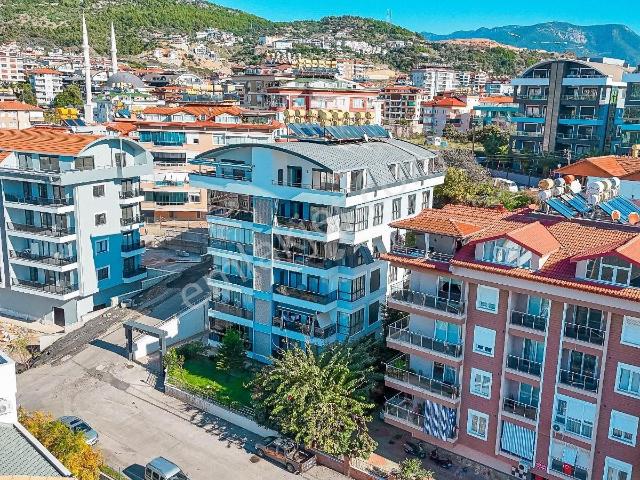 Alanya Merkez Kale & Deniz Manzaralı 4+1 Ayrı Mutfak Düz Ayak