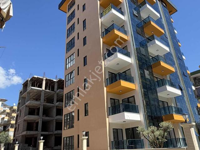 Alanya Merkez Yüksek Kat Deniz Manzaralı 2+1 Satılık Daire