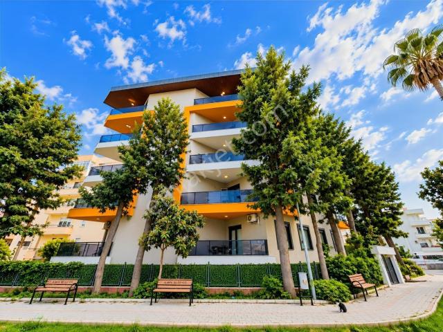 Alanya Merkez 2+1 Dubleks 100 M2 Denize 400 M Jeneratör Fitness