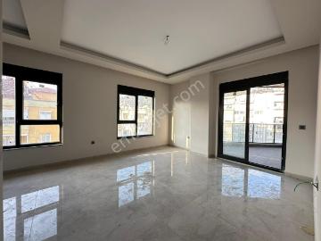 Alanya Merkezde Denize 400 Metre Mesafede Modern 2+1 Satılık Dubleks