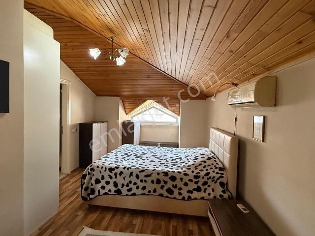 Alanya Merkezde Kiralık Dubleks Daire
