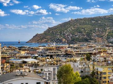 Alanya Merkez'de Satılık Muhteşem 3+1 Daire – Deniz Ve Kale Manzaralı