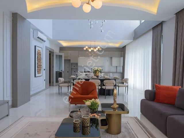 Alanya Satılık 4+1 Müstakil Havuzlu Full Eşyalı Lüks Villa