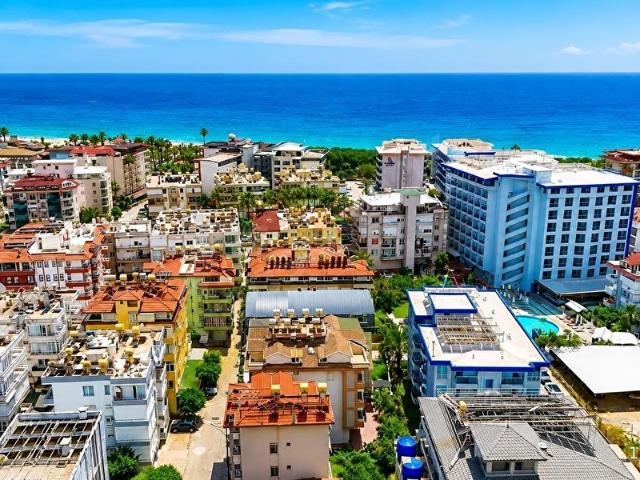 ALANYA SARAY MAH.DENİZE 200 M SATILIK 3+1 DAİRE