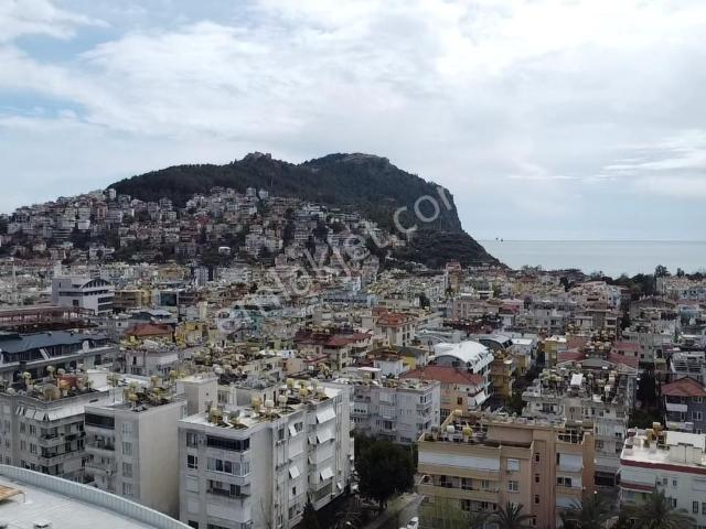 Alanya Saray Mah.full Eşyalı Satılık 3+1 Dubleks Daire