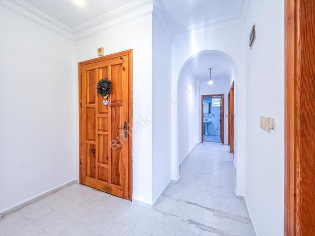 Alanya Saray Mahallesinde Merkezi 75 M² Ayrı Mutfaklı 2+1 Daire