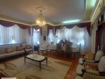 Alanya Saray Mahallesi'nde 2+1 Eşyalı Kiralık Daire