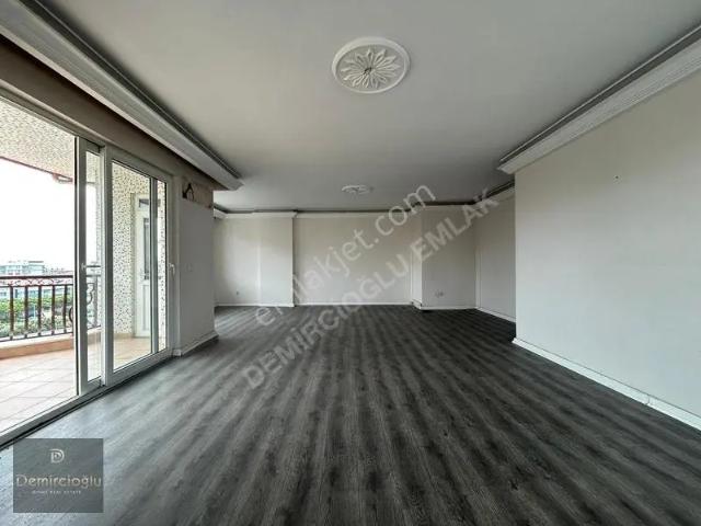 Alanya Sugözü Mahallesinde Kiralık 4+1 Dubleks Daire & Ofis