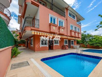 Alanya Sugözü’nde Kiralık 4+1 Müstakil Havuzlu Tripleks Villa