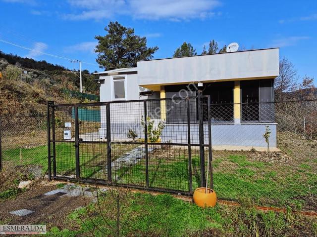 Alanya Paşaköy Mahallesi Satılık Müstakil 2+1 Ev 598 M2 Arsası