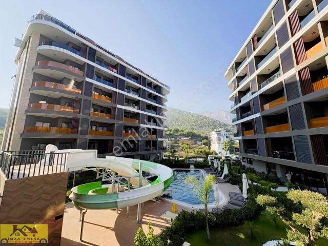Alanya Çıplaklıda Full Aktiviteli 1+1 Full Eşyalı Daire