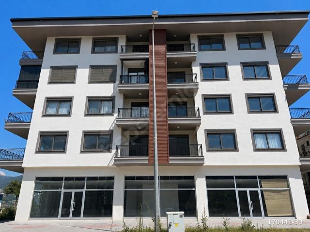 Alanya Çıplaklı'da Muhteşem Deniz ve Şehir Manzaralı Sıfır 2+1