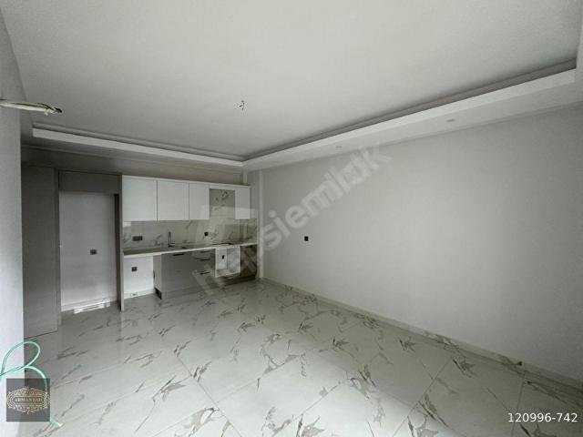 ALANYA TOSMUR MAH.AKTİVİTELİ SATILIK 1+1 DAİRE