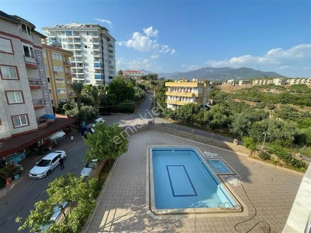 Alanya Tosmur Geniş Satılık Site İçi Havuzlu Güney Batı Cepheli Eşyalı Daire