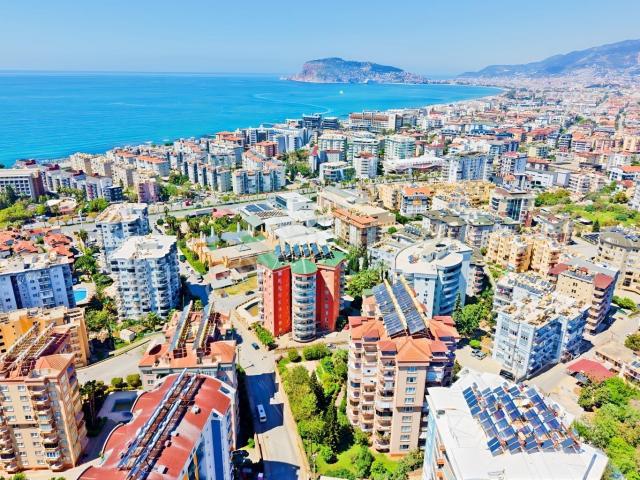Alanya Tosmur'da Denize Yakın Satılık 4+1 Daire