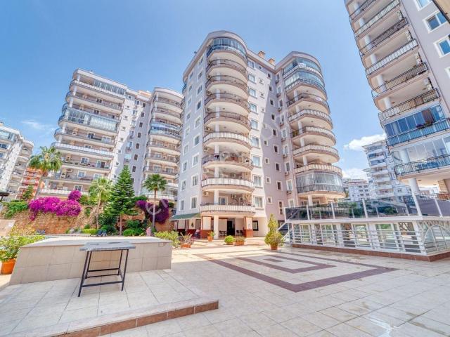Alanya Tosmurda Lüks Komplekste Denize 700m 1+1 Satılık Daire