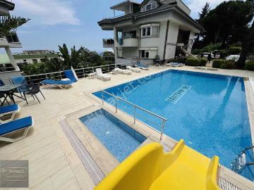 Alanya Tepe Mah 3+1 İkiz Villa Havuzlu Bahçeli.