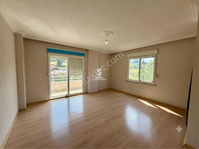 Alanya Türkler'de 2+1 Geniş Kiralık Daire