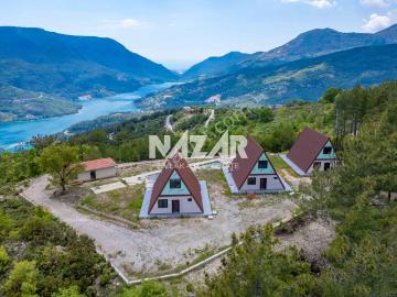 Alanya Üzümlü 1.490 M² Satılık Tarla 3+1 Havuzlu Villa / 1+1 Ev